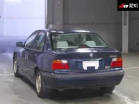 BMW 3-Series лот № 30766 оценка 3.5  с аукциона в Японии 1