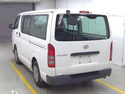 Toyota REGIUS ACE VAN
