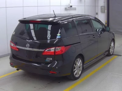 Nissan LAFESTA  с аукциона в Японии