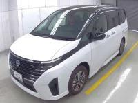 Nissan SERENA лот № 1023 оценка 6  с аукциона в Японии 2