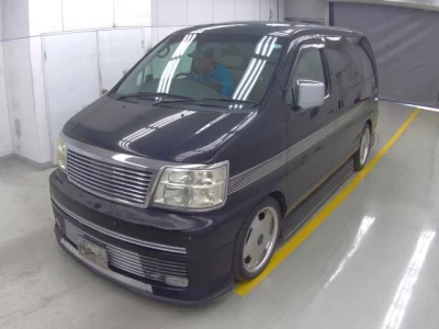 Nissan ELGRAND  с аукциона в Японии