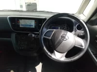 Nissan DAYZ ROOX лот № 6721 оценка 3.5  с аукциона в Японии 4