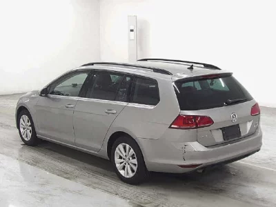 Volkswagen GOLF VARIANT