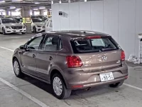 Volkswagen POLO лот № 195 оценка 4  с аукциона в Японии 2