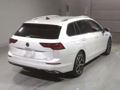 Volkswagen GOLF VARIANT