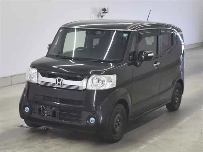 Honda N BOX SLASH