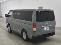 Toyota HIACE VAN лот № 70027 оценка 4.5  с аукциона в Японии 1