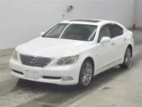 Lexus LS лот № 25049 оценка 3.5  с аукциона в Японии 3
