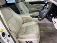 Lexus LS лот № 25049 оценка 3.5  с аукциона в Японии 6