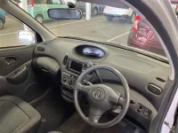 Toyota FUNCARGO лот № 25104 оценка R  с аукциона в Японии 2