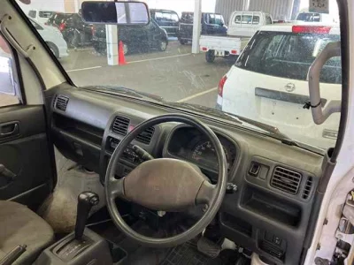 Suzuki CARRY TRUCK  с аукциона в Японии