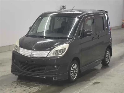Mitsubishi DELICA D2