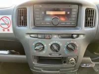 Toyota SUCCEED лот № 70218 оценка 4  с аукциона в Японии 5