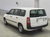 Toyota SUCCEED лот № 70218 оценка 4  с аукциона в Японии 1