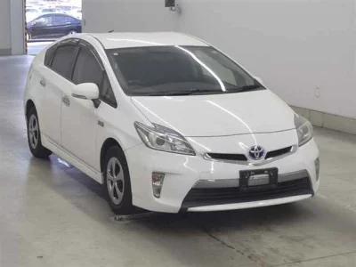 Toyota PRIUS PHV