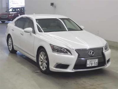 Lexus LS