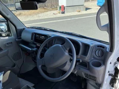 Mitsubishi MINICAB VAN