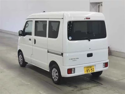 Mitsubishi MINICAB VAN