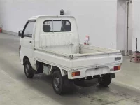 Daihatsu HIJET TRUCK лот № 84 оценка 3.5  с аукциона в Японии 1