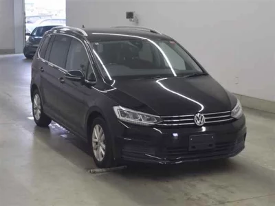 Volkswagen GOLF TOURAN