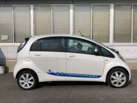 Mitsubishi I-MIEV лот № 1025 оценка R  с аукциона в Японии 2