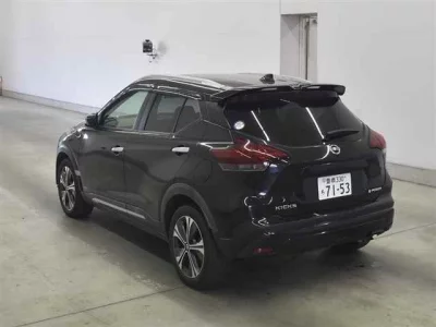 Nissan KICKS