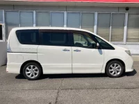 Nissan SERENA лот № 3050 оценка 3.5  с аукциона в Японии 2