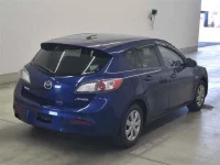 Mazda AXELA лот № 80175 оценка 4  с аукциона в Японии 4