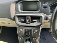 Volvo V40 лот № 25190 оценка 4  с аукциона в Японии 5