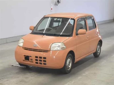 Daihatsu Esse
