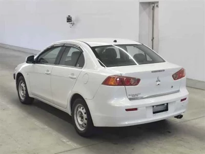 Mitsubishi GALANT FORTIS