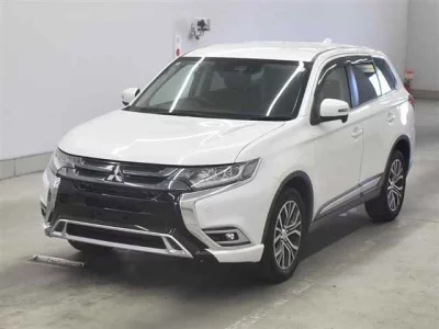 Mitsubishi OUTLANDER  с аукциона в Японии
