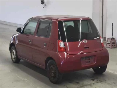 Daihatsu Esse