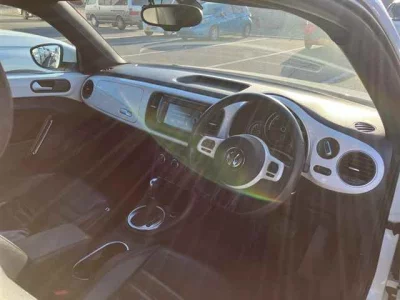 Volkswagen THE BEETLE