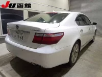 Lexus LS лот № 9205 оценка 4  с аукциона в Японии 4