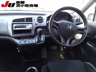 Honda STREAM  с аукциона в Японии