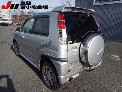 Daihatsu TERIOS KID