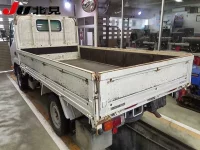 Toyota DYNA лот № 6001 оценка R  с аукциона в Японии 1