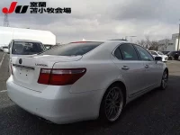 Lexus LS лот № 5044 оценка R  с аукциона в Японии 4