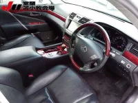 Lexus LS лот № 5044 оценка R  с аукциона в Японии 6