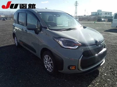 Toyota Sienta