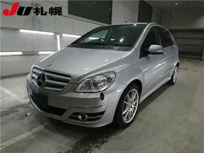 Mercedes-Benz B CLASS