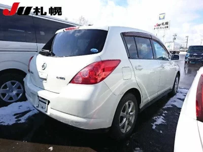 Nissan TIIDA