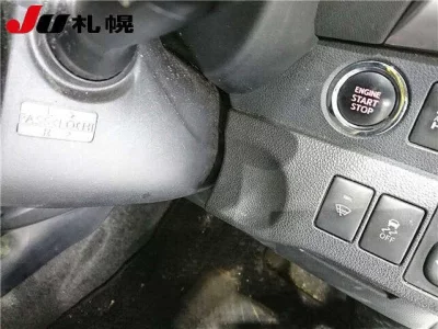 Toyota RACTIS  с аукциона в Японии