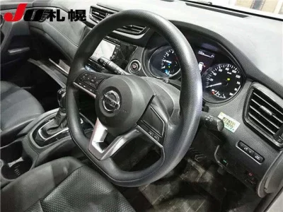 Nissan X-TRAIL  с аукциона в Японии