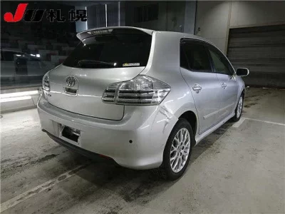 Toyota BLADE