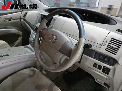 Toyota ESTIMA HYBRID