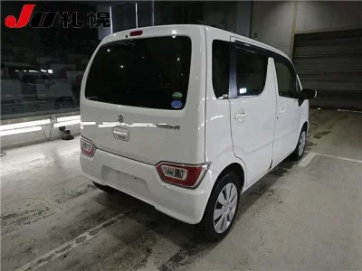 Suzuki WAGON R  с аукциона в Японии
