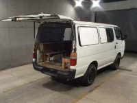 Toyota HIACE VAN лот № 8098 оценка R  с аукциона в Японии 4
