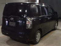 Toyota VOXY лот № 3003 оценка 3  с аукциона в Японии 4